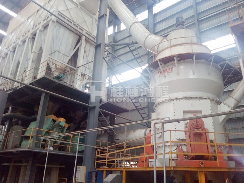 精制石英砂，石英砂磨粉機(jī)，磨粉生產(chǎn)線，立式磨粉機(jī)，立磨，磨粉設(shè)備，桂林鴻程