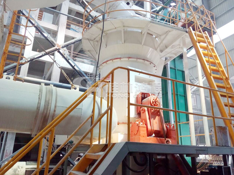 重質(zhì)碳酸鈣，立式磨粉機(jī)，碳酸鈣磨粉機(jī)，立磨，磨粉機(jī)械，磨粉設(shè)備，桂林鴻程