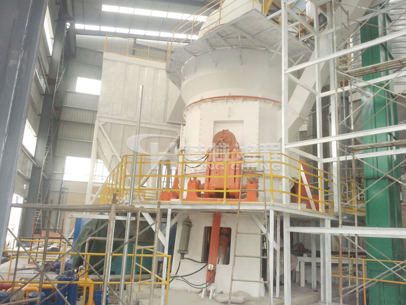 石墨電極材料，立式磨粉機，炭素磨粉機，立磨，磨粉機，磨粉機械，磨粉設備，桂林鴻程