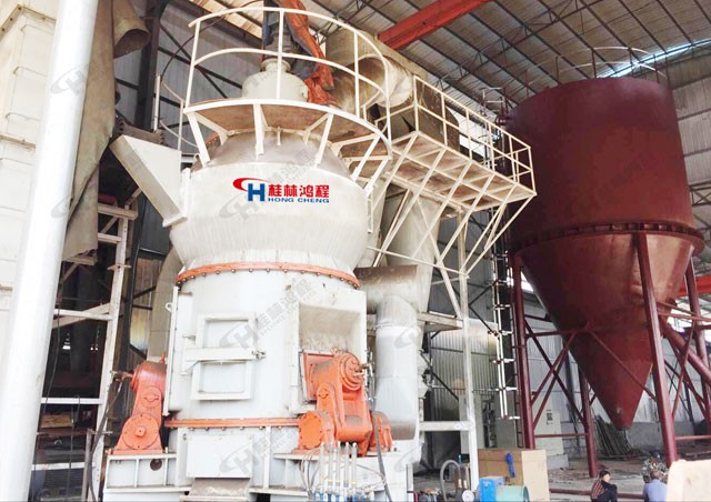 黑云母磨粉機 黑云母磨粉機,云母磨粉設備,云母磨粉機,磨粉機廠家,立式磨粉機,磨粉機價格