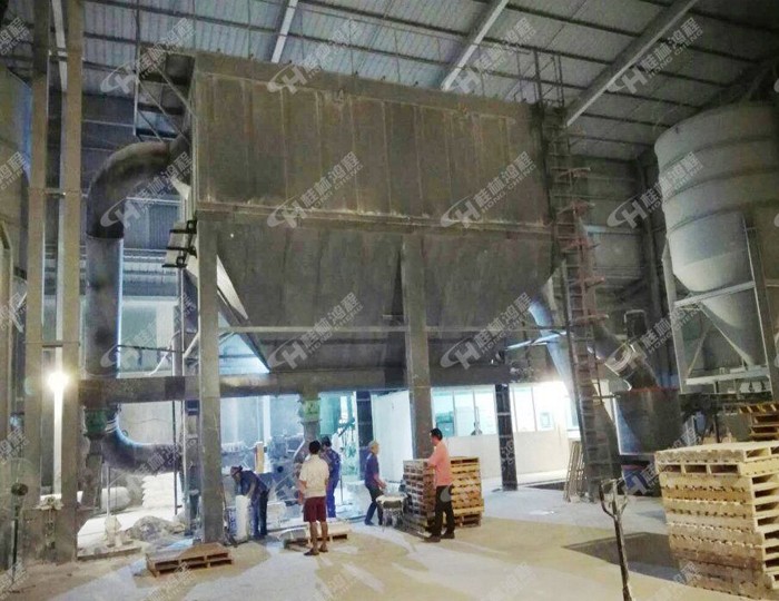 珍珠巖磨粉機(jī)生產(chǎn)線 珍珠巖磨粉機(jī)生產(chǎn)線,膨脹珍珠巖生產(chǎn)線,珍珠巖生產(chǎn)設(shè)備,立式磨粉機(jī),磨粉機(jī)廠家,超細(xì)磨粉機(jī)