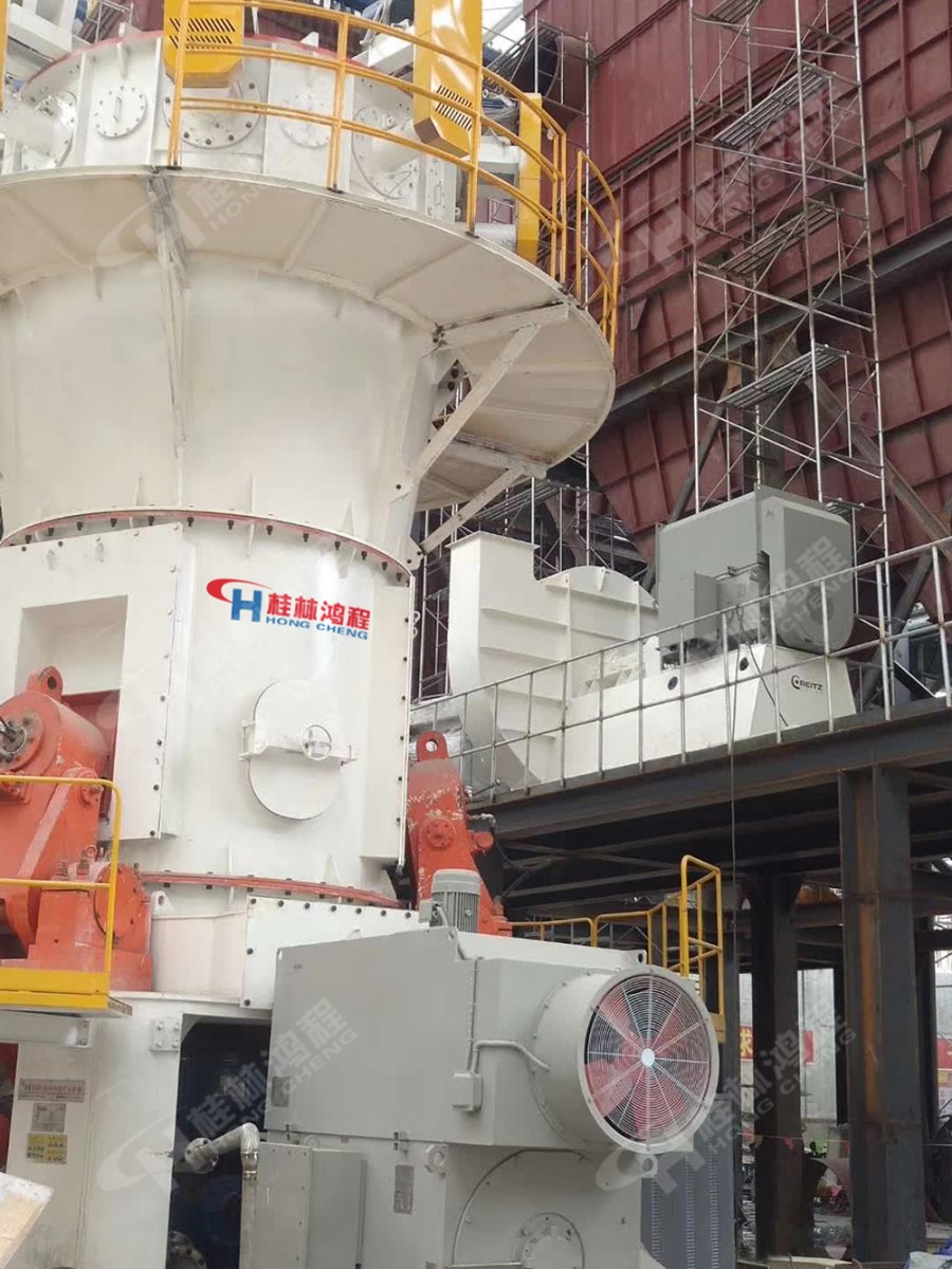 國內(nèi)某碳酸鈣企業(yè)迎來三臺HLMX1700超細(xì)立磨和HC1900大型雷蒙磨安裝工程順利開展喜訊! 國內(nèi)某碳酸鈣企業(yè)迎來三臺HLMX1700超細(xì)立磨和HC1900大型雷蒙磨安裝工程順利開展喜訊!