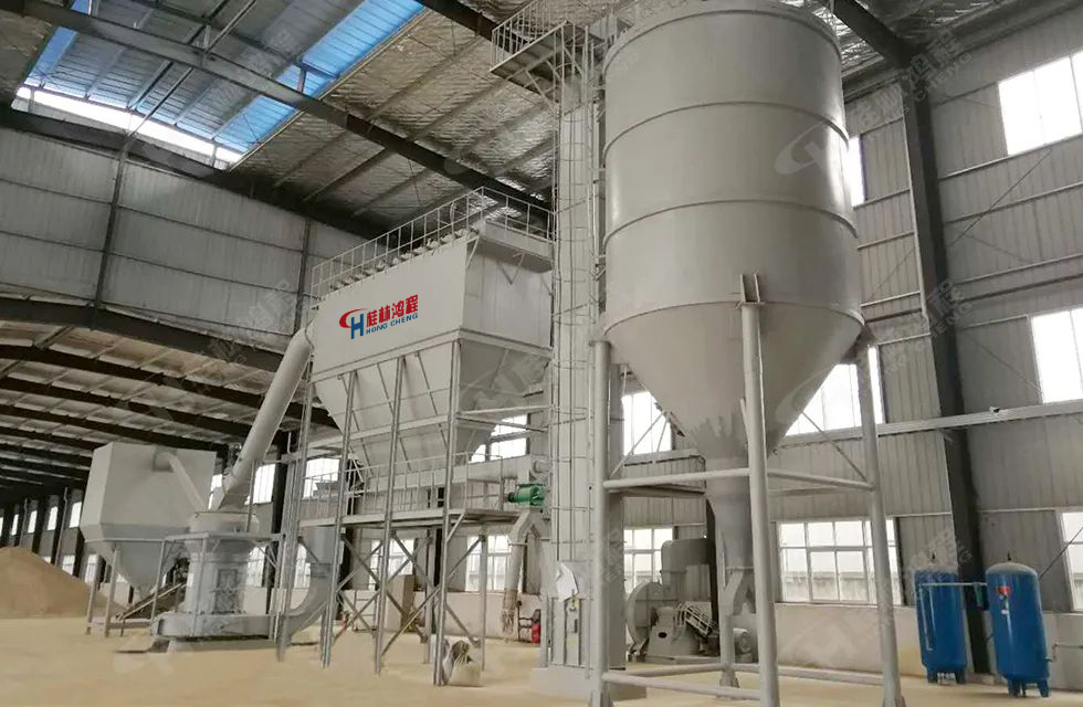 【案例】膨潤土磨粉機拳頭生產(chǎn)線重磅登場，卓越品質(zhì)，實力呈現(xiàn)！