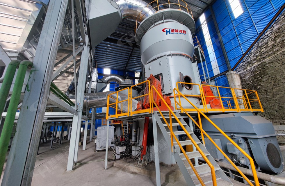 白云巖立式磨機廠家立式磨粉機案例現場圖 白云巖立式磨機廠家立式磨粉機案例現場圖